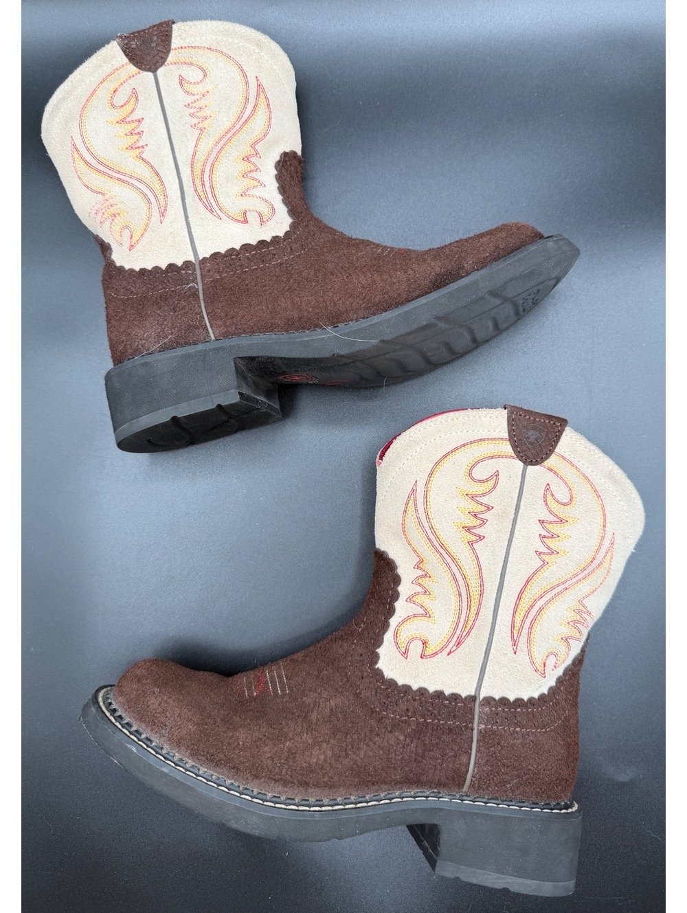 Ariat fatbaby heritage dapper women’s boots 7B suede flame colorway cowgirl EUC